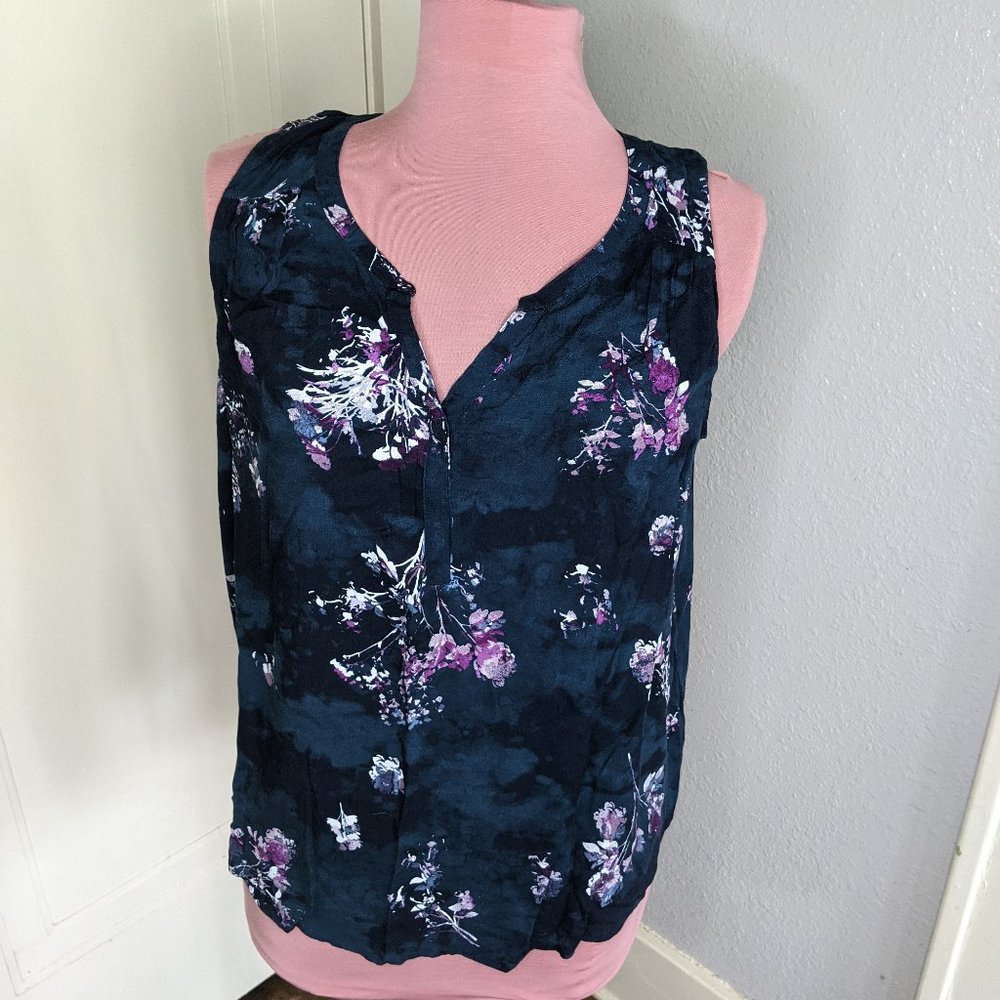 Sonoma Navy Floral Button Top Tank - Size XXL